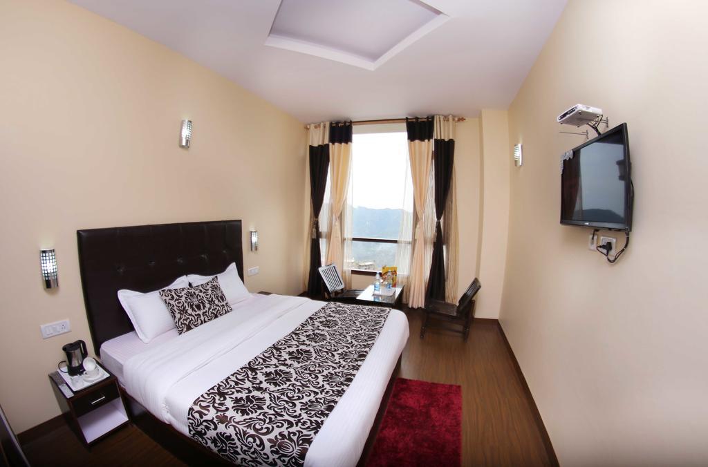The Grand Welcome Hotel Shimla Buitenkant foto