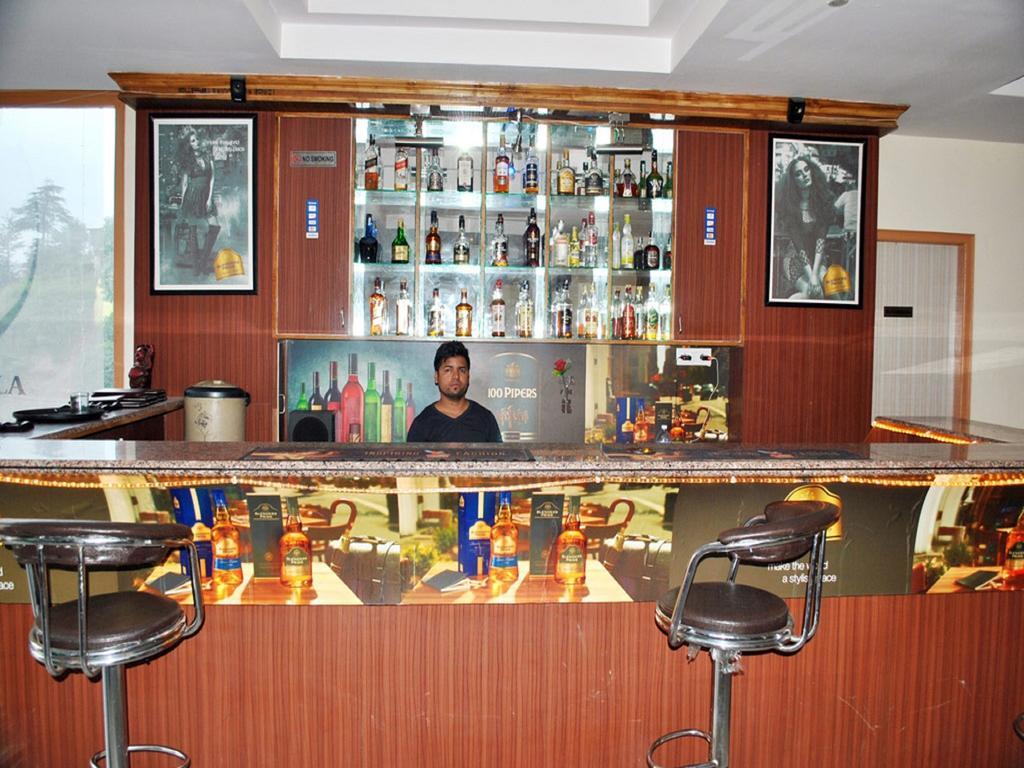 The Grand Welcome Hotel Shimla Buitenkant foto